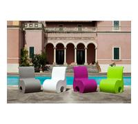 Poltrona Eddy, un vero gioiello di design, si colloca alla perfezione 60x54xh82 cm acquistabile in vari colori