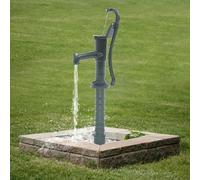 Pompa dell'acqua manuale ergonomica in ghisa, antica pompa di aspirazione manuale con base rialzata per pozzi profondi, giardini, cortili, parchi e laghetti, soluzione di trasferimento dell'acqua per