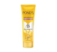 Pond's Pond's Boost Sunscreen Serum previene e ammorbidisce le macchie scure con il potere di SPF 55 e siero Niacinamide C 50 g