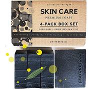 Poola & Bloom Saponi Naturali Al Carbone per Pulizia Viso Uomo-set di 4 Saponi Idratanti con Oli Essenziali di Lavanda Eucalipto Limone e Patchouli Adatti a Tutti i Tipi Pelle