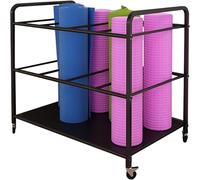 Porta di stoccaggio del tappetino da yoga con ruote, supporto per tappetino da yoga in metallo mobile, carrello di rotolamento dell'organizzatore di palestra, scaffale di stoccaggio del tappetino