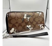 Portafoglio COACH Snoopy C4596 Print Signature Snap Pattern Limited Outlet
