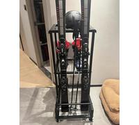 Portasci Portasci Autoportante, Supporto Sportivo, Carrello Portaoggetti Mobile per Sci, Scarponi, Bastoncini, Occhiali, Casco, Espositore da Sci a 3 Ripiani