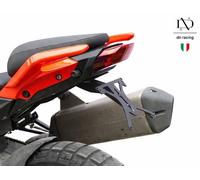 Portatarga BASE x Benelli TRK 702 (monta frecce e luce targa originale)