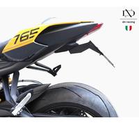 Portatarga Base x Triumph Street Triple ( monta frecce e luce targa originale)