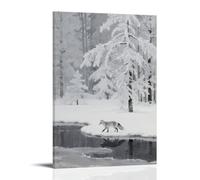 Poster decorativo da appendere con una volpe argentata che attraversa il lago ghiacciato, la punta della coda che spazzano cristalli di ghiaccio, con una foresta di rime sulla riva opposta, poster