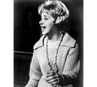 Poster Di Angela Douglas 24X20" Immagine Iconica 188719