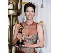 Poster Di HALLE BERRY 24x20"