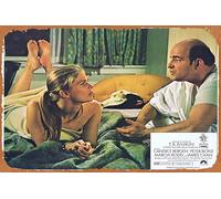 Poster retrò classico del film T.R.BASKIN Original Lobby Card 6 Candice Bergen Peter Boyle Vintage Metal Tin Sign Old TV Film Poster Regalo Karaoke Bar Pub Club Piatti da parete decorativi Uomo Cave