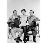 Poster Stampato Di John Wayne, Robert Mitchum, Charlen 24x20"