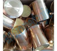 POZZETTO A MOLLA OTTONE LUCIDO Ø 18 MM Pozzetto antipolvere in ottone lucido con molla di ritorno per catenacci, aste di chiusura, paletti di serramenti e infissi in legno, alluminio, PVC, Ferro