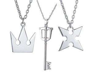 PPX 3 Pezzi Set cuori di Regno di Sora Crown & Figura Ciondolo Croce Collane Anime Cosplay di Roxas per gli Appassionati