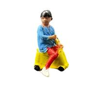 predolo 1/64 Figura in Miniatura Figura Umana Modello Scena in Miniatura Decorazione Piccola Dipinta a Mano Figurina per Foto Prop Artigianato, Ragazza Seduta