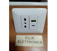 PRESA BIVALENTE + USB TIPO A + USB TIPO C, 3.1A, SCATOLA TONDA PLACCA BIANCA