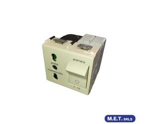 PRESA INTERBLOCCATA CON INTERRUTTORE AUTOMATICO C16 VIMAR 08441.16 SERIE 8000