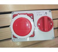 PRESA INTERBLOCCATA ORIZZONTALE 3P+T 16A IP67 CON SCATOLA DI FONDO