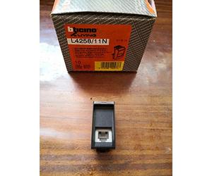 Presa telefonica RJ11 Bticino Living International e Light L4258/11N