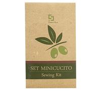 PRESENT-MORE - Kit Cucito 250 Pezzi - Linea Beauty Oil - Kit con Ago, Fili, Bottoni e Spilla da Balia - Packaging Ecologico in Stone Paper - Ideale per Hotel e B&B