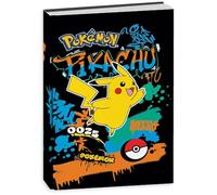 PRESTIGE & DELUXE Agenda compatibile con diario scuola Pokemon nero 2025-2026 f.to standard 15x20 cm + omaggio portachiave e penna multicolore