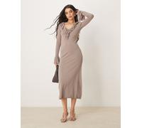 Pretty Lavish - Vestito in maglia color pietra con gonna al polpaccio e volant sul davanti-Neutro M