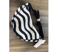 Prezzo affare Marimekko Uniqlo Collab mini borsa a tracolla rotonda 2024 KHAK...