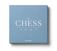 Printworks Set di scacchi classici, blu polveroso, pezzi di legno e tavola quadrata in acrilico da 24,9 cm, gioco da tavolo decorativo moderno