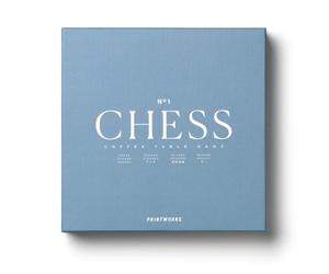 Printworks Set di scacchi classici, blu polveroso, pezzi di legno e tavola quadrata in acrilico da 24,9 cm, gioco da tavolo decorativo moderno
