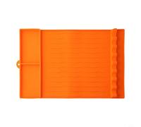 Proteggi le superfici con tappetino in silicone resistente al calore per griglie Weber, include tappetino antigoccia e sei slot per utensili da barbecue più tre per bottiglie di condimento (arancione)