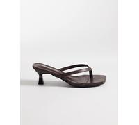 Public Desire - Everlast - Sandali infradito color cioccolato con tacchetti a spillo-Marrone 36