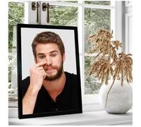 PUCHENGP Poster Liam Hemsworth Attore Star Del Cinema Poster Stampa Su Tela Foto Ritratto Immagini Decorazione Da Parete 50 * 70 Senza Cornice