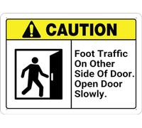 Puhayexi Cartello da parete con scritta "Caution Foot Traffic On Other Side Of Door", 30,5 x 20,3 cm, in alluminio antiruggine, stampa a inchiostro UV, durevole/resistente alle intemperie, per esterni