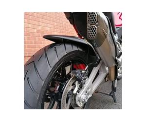 Puig 22325J Estensione Parafango Posteriore; protezione aggiuntiva per la ruota posteriore; realizzata in ABS resistente; montaggio saldo sulla parte originale, Nero Opaco