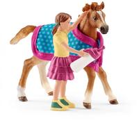 Puledro con ragazza e accessori