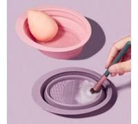 Pulitore per pennelli da trucco in silicone pieghevole viola per strumenti di bellezza e cuscinetti cosmetici, ciotola per la pulizia di spugne per trucco, tappetino in silicone per la pulizia di puff