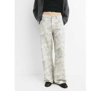 Pull&Bear - Pantaloni verde bottiglia con stampa di foglie 36