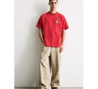 Pull&Bear - T-shirt rossa con ricamo "Ay Carmela"-Rosso S