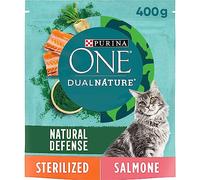 PURINA ONE Dualnature Natural Defense Crocchette per Gatti Adulti Sterilizzati con Salmone e Spirulina naturale 8 Sacchi da 400g