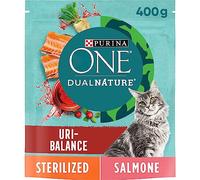 PURINA ONE Dualnature Uri-Balance Crocchette per Gatti Adulti Sterilizzati Ricco in Salmone e con Mirtillo Rosso 8 Sacchi da 400g