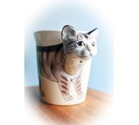 Purrfect - Tazza dipinta a mano, adorabile tazza da tè e caffè 3D con gattino, idea regalo per gli amanti degli animali domestici, in ceramica, motivo: gattino, mamma, papà, gattino (tabby marrone)