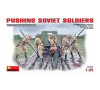 Pushing Soviet Soldiers Maquette Figurine Pushing Soviet Soldiers Miniart 35137