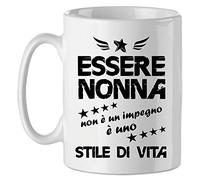 Puzzletee Tazza in Ceramica Festa dei Nonni - Essere Nonna Non è Un impegno ma Uno Stile di Vita - Nonna Regalo Compleanno - Idea Regalo Compleanno Nonna - Idee Regalo Gadget Nonna