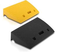 Pyle Rampe per Cordoli in Plastica Leggere e Portatili, Set di Rampe di Soglia in Plastica Resistente da 2 Pezzi per Vialetto, Zona di Carico, Auto, Camion, Scooter, Moto, Mobilità su Sedia a Rotelle