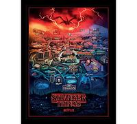 Pyramid International Poster di Stranger Things Stagione 4 (Hawkins Town Design) 30 cm x 40 cm - Prodotto ufficiale
