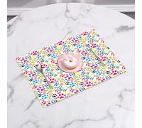 QRFASFZO Set di 6 Tovagliette Americana Plastica Lavabili, antiscivolo, lavabili, in PVC, resistenti al calore,Motivo a arcobaleno, motivi ripetuti di varie impronte di zampe colorate su sfo,45x30cm