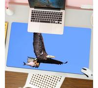 QRFASFZO Tappetino per mouse tappetino da ufficio multifunzione e antiscivolo,per migliorare la precisione e la velocità,Un avvoltoio vola nel cielo azzurro e limpido, catturando un pesce co,80x30 cm