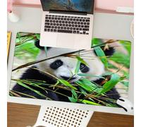 QRFASFZO Tappetino per mouse tappetino da ufficio multifunzione e antiscivolo,per migliorare la precisione e la velocità,Animale, un panda bianco e nero si gode il bambù, circondato da fogli,80x30 cm