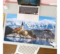QRFASFZO Tappetino per mouse tappetino da ufficio multifunzione e antiscivolo,per migliorare la precisione e la velocità,Lago di Bled con la chiesa di Santa Maria Assunta sulla piccola isola,80x30 cm