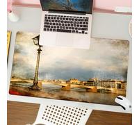 QRFASFZO Tappetino per mouse tappetino da ufficio multifunzione e antiscivolo,per migliorare la precisione e la velocità,Paesaggio urbano, vecchi lampioni lungo il fiume, edifici storici e p,80x30 cm