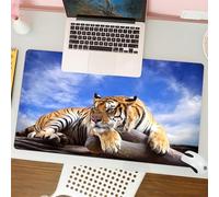 QRFASFZO Tappetino per mouse tappetino da ufficio multifunzione e antiscivolo,per migliorare la precisione e la velocità,Tigre seduta sul legno sotto il cielo blu, vista della fauna selvatic,80x30 cm