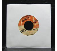 Queen - Queen - Another One Bites The Dust - (Generic Sleeve) - EMI